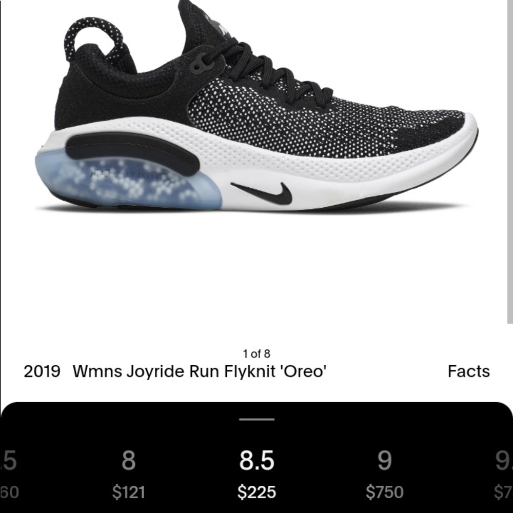 Joyride running sneaker